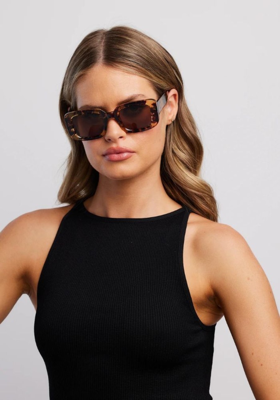 Accessories Reality Eyewear Sunglasses | Wanderlust- Honey Turtle