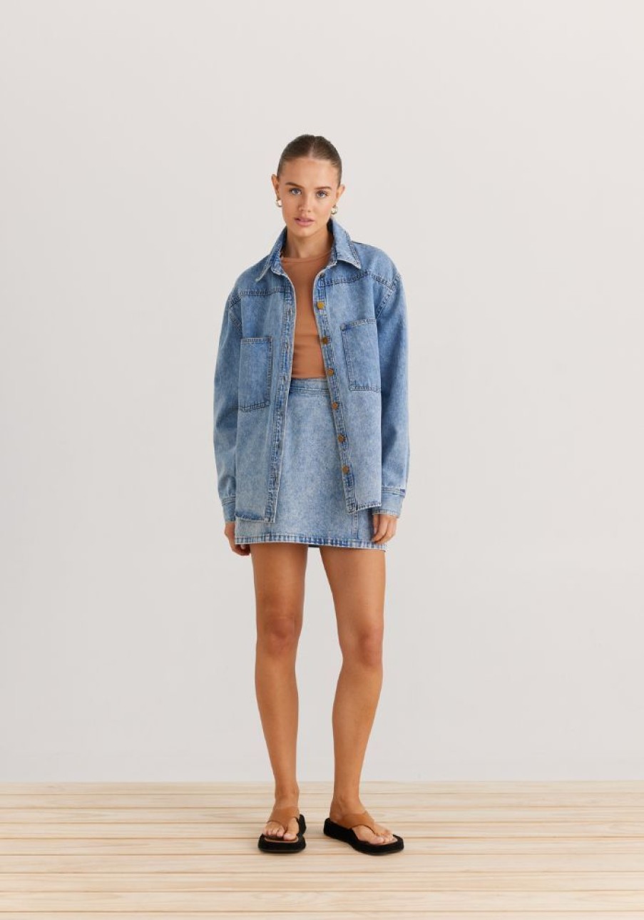 Fashion Daisy Says Kimonos & Jackets | Defender Shirt- Washed Denim