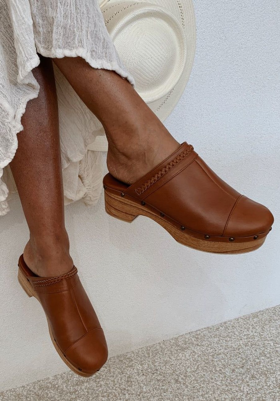 Accessories Cabo Gypsy Heels | Malibu Clogs - Whiskey