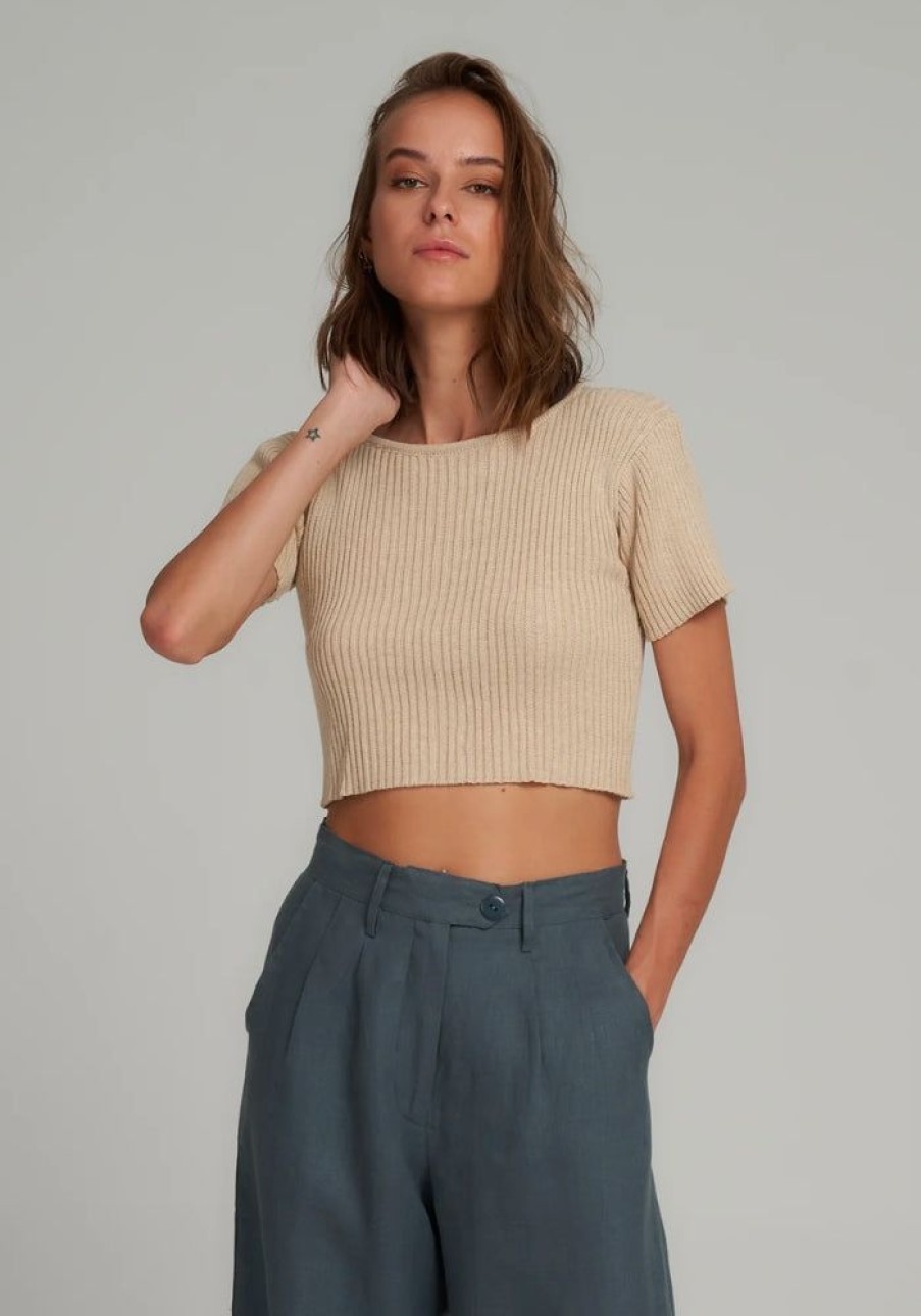 Fashion Lilya Tops | Short Sleeve Knit Top - Sand