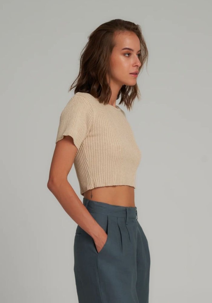 Fashion Lilya Tops | Short Sleeve Knit Top - Sand