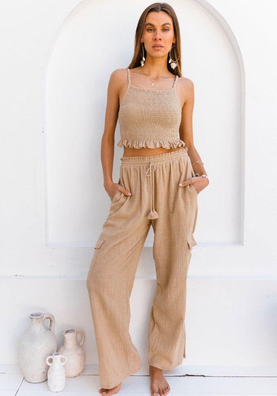 Fashion Cabo Shorts + Pants | The Cove Cargo Pant - Almond