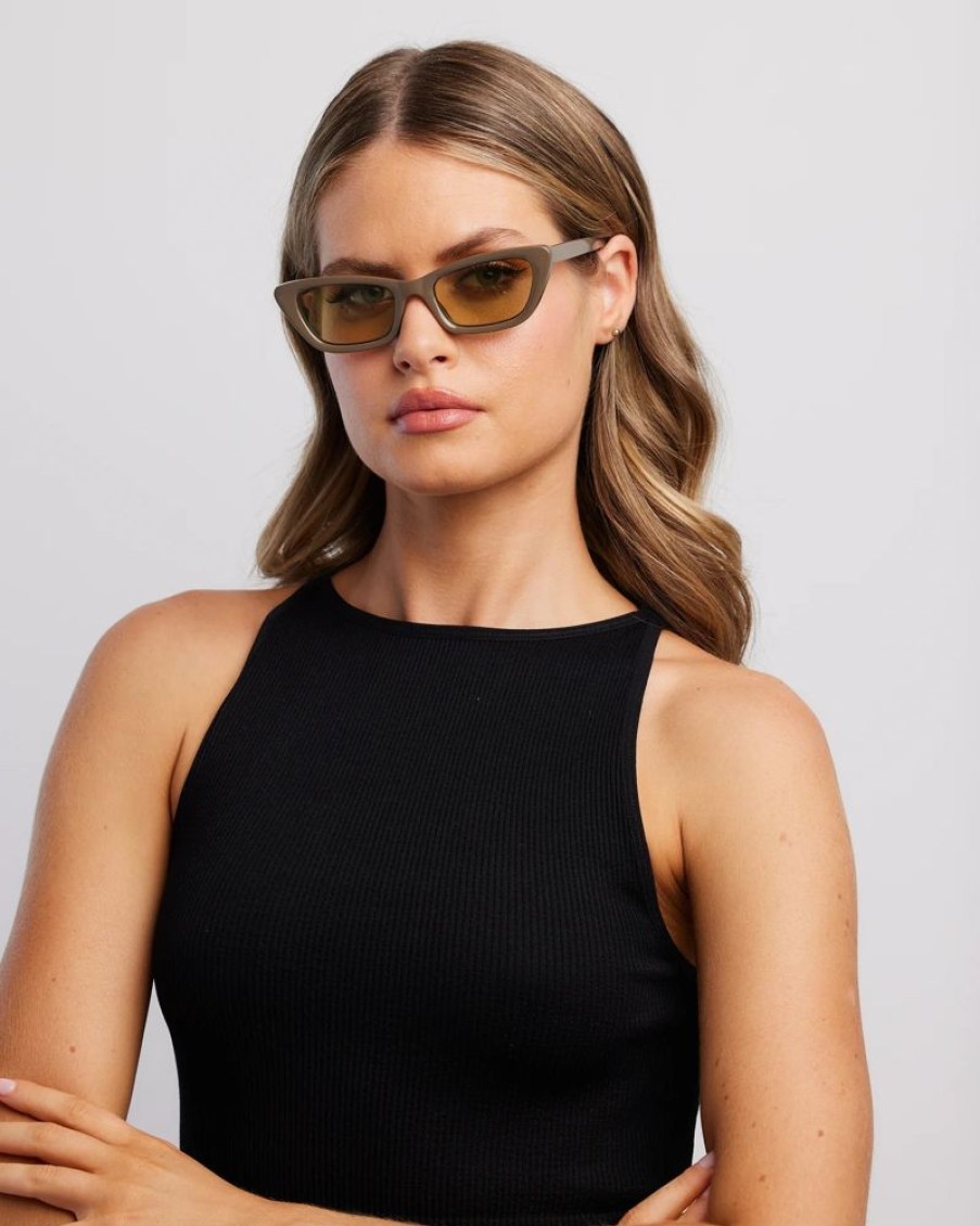 Accessories Reality Eyewear Sunglasses | Dolce Vita- Mud